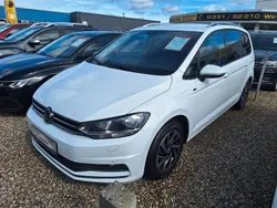 Weiß Gebraucht 2019 VW Touran Join Van / Kleinbus | 14.990 € (Fairer Preis)