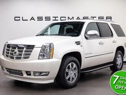 Weiß Gebraucht 2008 Cadillac Escalade SUV | 39.950 € (Teuer)