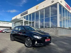 Schwarz Gebraucht 2022 Hyundai i20 Prime Limousine | 17.777 € (Fairer Preis)