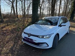 Weiß Gebraucht 2023 VW Golf VIII Kombi | 21.500 € (Fairer Preis)