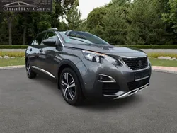 Grau Gebraucht 2018 Peugeot 5008 Allure Van / Kleinbus | 13.900 € (Fairer Preis)