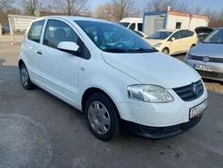 Weiß Gebraucht 2009 VW Fox Kleinwagen | 2.499 € (Etwas zu teuer)
