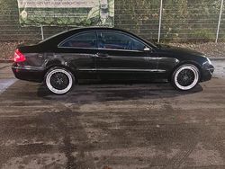Schwarz Gebraucht 2002 Mercedes CLK320 Avantgarde Coupé | 4.100 € (Fairer Preis)