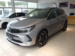 Grau Gebraucht 2023 Opel Grandland X SUV | 30.500 € (Teuer)