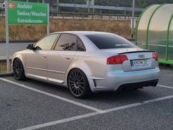 Silber Gebraucht 2005 Audi A4 Limousine | 25.000 €
