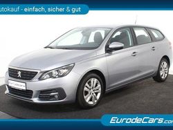Grau Gebraucht 2021 Peugeot 308 Limousine | 9.850 € (Guter Preis)