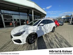 Polar white (weiß) Gebraucht 2020 Hyundai i30 Prime Kombi | 19.990 € (Guter Preis)
