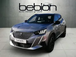 Weiß Gebraucht 2023 Peugeot e-2008 GT SUV | 27.480 € (Teuer)