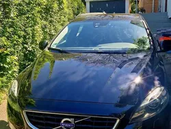 Schwarz Gebraucht 2014 Volvo V40 Kombi | 9.600 € (Fairer Preis)