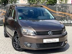 Braun Gebraucht 2015 VW Touran Life Van / Kleinbus | 9.999 € (Guter Preis)