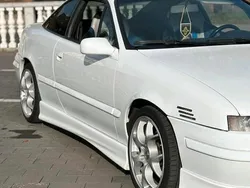 Weiß Gebraucht 1994 Opel Calibra Coupé | 7.500 €