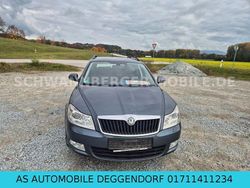 Grau Gebraucht 2010 Skoda Octavia Elegance Kombi | 4.490 € (Fairer Preis)
