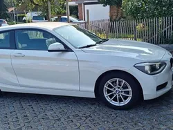 Weiß Gebraucht 2014 BMW 116 Urban Line Kleinwagen | 7.500 € (Fairer Preis)
