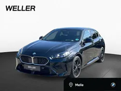 Black sapphire (schwarz) Gebraucht 2024 BMW 120 M Sport Kleinwagen | 34.111 € (Fairer Preis)