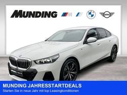 Alpinweiss iii Neu 2025 BMW 520 M Sport Limousine | 54.899 € (Fairer Preis)