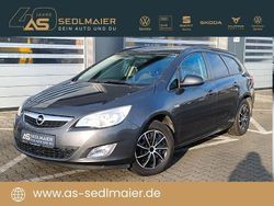 Grau Gebraucht 2011 Opel Astra Design Edition Kombi | 2.990 € (Fairer Preis)