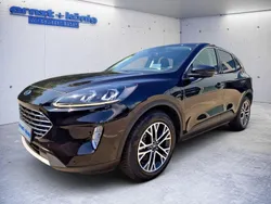 Agate black metallic (metallic) Gebraucht 2020 Ford Kuga Titanium SUV | 20.490 € (Superpreis)