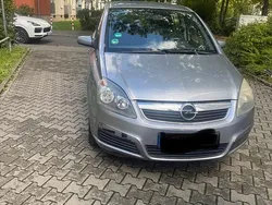 Silber Gebraucht 2006 Opel Zafira Van / Kleinbus | 1.600 € (Fairer Preis)