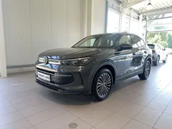 Grau Gebraucht 2024 VW Tiguan Life SUV | 36.990 € (Guter Preis)