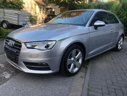 Silber Gebraucht 2014 Audi A3 S-Line Limousine | 9.700 € (Guter Preis)