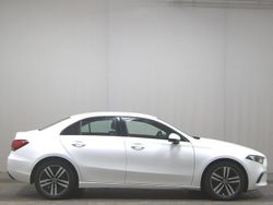 Weiss Gebraucht 2020 Mercedes A200 Style Limousine | 17.980 € (Fairer Preis)