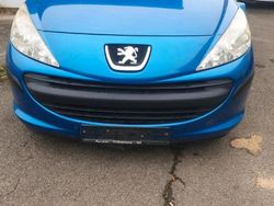 Blau Gebraucht 2007 Peugeot 207 Kleinwagen | 1.900 € (Fairer Preis)