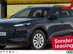 Grau Neu 2025 Audi Q6 e-tron Ambiente SUV | 49.370 €
