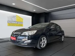 Graphitschwarz/carbon flash/mi Gebraucht 2012 Opel Astra Design Edition Limousine | 7.999 € (Teuer)
