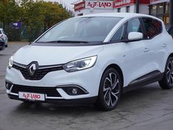 Weiß Gebraucht 2017 Renault Scénic IV Bose Edition Van / Kleinbus | 11.990 € (Fairer Preis)