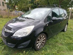 Schwarz Gebraucht 2010 Opel Meriva Edition Van / Kleinbus | 2.999 € (Guter Preis)