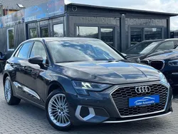 Grau Gebraucht 2022 Audi A3 Sportback Advanced Limousine | 23.790 € (Fairer Preis)