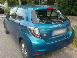 Blau Gebraucht 2013 Toyota Yaris Edition Kleinwagen | 5.300 € (Fairer Preis)