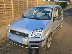 Silber Gebraucht 2004 Ford Fusion Kleinwagen | 1.200 € (Guter Preis)