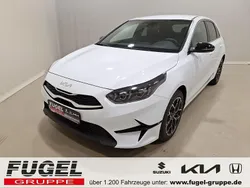 Weiß Neu 2025 Kia Ceed Limousine | 24.399 € (Fairer Preis)