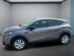 Grau Gebraucht 2024 Renault Captur SUV | 25.349 € (Etwas zu teuer)