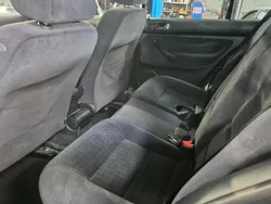 Blau Gebraucht 2004 VW Golf IV Kleinwagen | 750 € (Guter Preis)