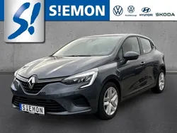 Grau Gebraucht 2021 Renault Clio V Limousine | 11.550 € (Fairer Preis)