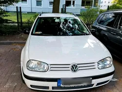 Weiß Gebraucht 2003 VW Golf IV Kombi | 1.600 € (Fairer Preis)