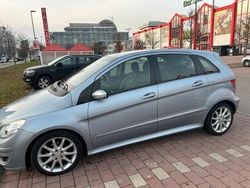 Silber Gebraucht 2006 Mercedes 200 Kleinwagen | 5.700 € (Teuer)