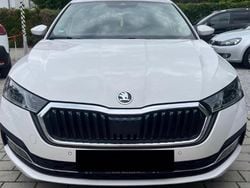 Weiß Gebraucht 2021 Skoda Octavia Kombi | 19.000 € (Guter Preis)