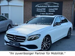 Weiß Gebraucht 2016 Mercedes E220 Night Limousine | 21.499 € (Fairer Preis)