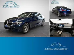 Blau Gebraucht 2024 BMW 318 Shadowline Limousine | 31.990 € (Guter Preis)