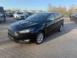 Schwarz Gebraucht 2015 Ford Focus Titanium Kombi | 7.595 € (Fairer Preis)