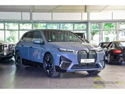 Grau Gebraucht 2022 BMW iX Sport Line SUV | 59.990 € (Teuer)