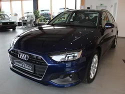 Navarrablau metallic Gebraucht 2023 Audi A4 Basis Kombi | 28.990 € (Guter Preis)