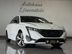 Weiß Gebraucht 2023 Peugeot 308 Allure Kombi | 23.980 € (Fairer Preis)