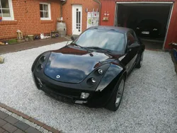 Schwarz Gebraucht 2025 Smart Roadster Cabrio | 5.000 €