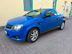 Blau Gebraucht 2005 Opel Tigra Enjoy Cabrio | 1.300 € (Guter Preis)