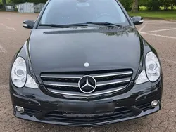 Schwarz Gebraucht 2010 Mercedes R350 Van / Kleinbus | 10.950 € (Guter Preis)