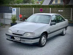 Starsilber Gebraucht 1992 Opel Omega Limousine | 4.190 €